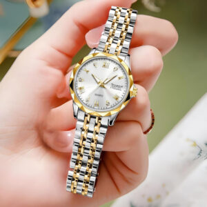 ست ساعت مچی عقربه‌ای کوارتز زنانه و مردانه مدل کلاسیک لوکس دی دیت بند استیل طرح بافت کد ۱.۳