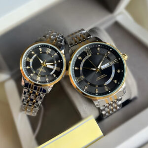 ست ساعت مچی عقربه‌ای کوارتز زنانه و مردانه مدل کلاسیک لوکس دی دیت بند استیل طرح بافت کد ۲