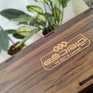 ست هدیه دقت مدل چرم طبیعی دکمه دار کد CH-setc2